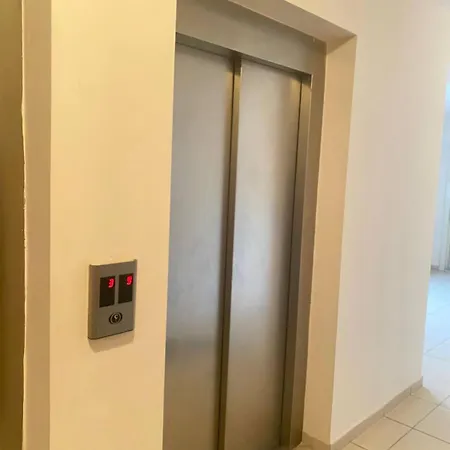 Apartamento Уютная Студия - 5 Минут От Моря! *